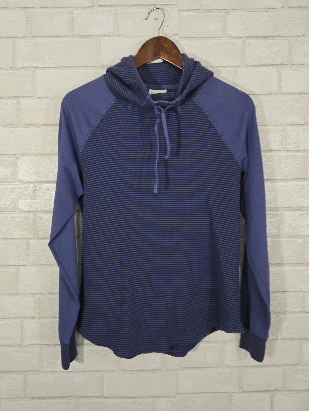 Columbia Blue Striped Long Sleeve Hooded Tee